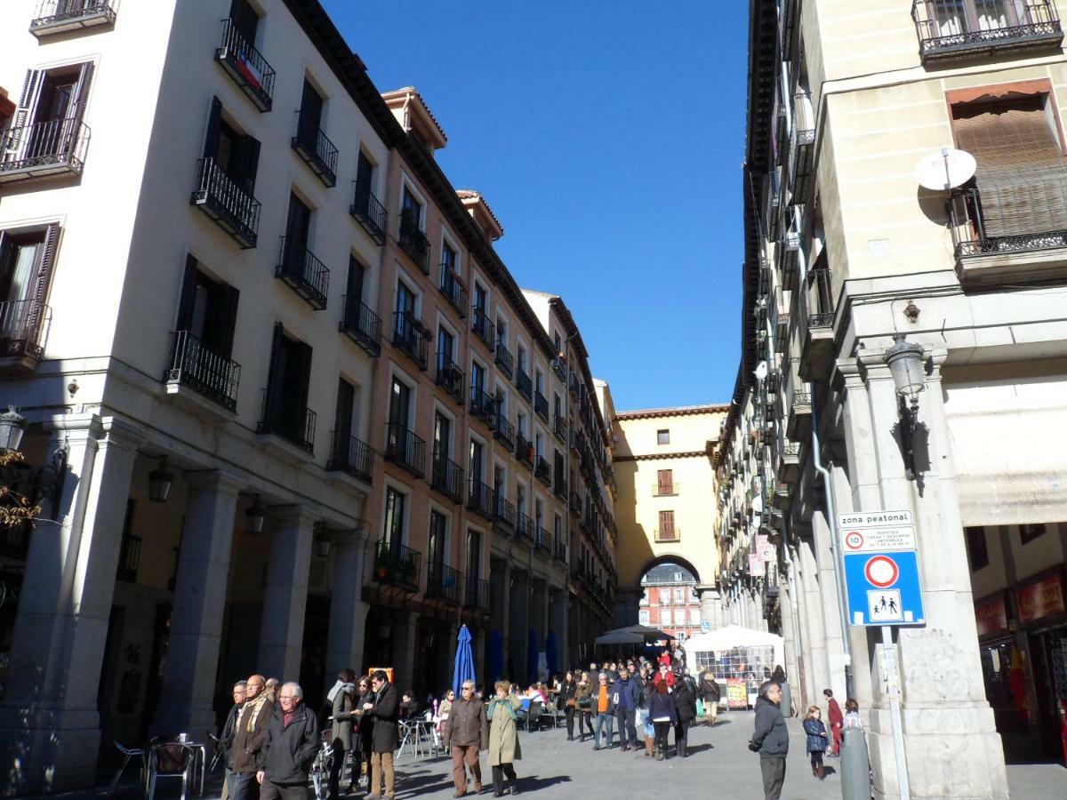 Los Ventanales Plaza Mayor Lejlighed Madrid Eksteriør billede